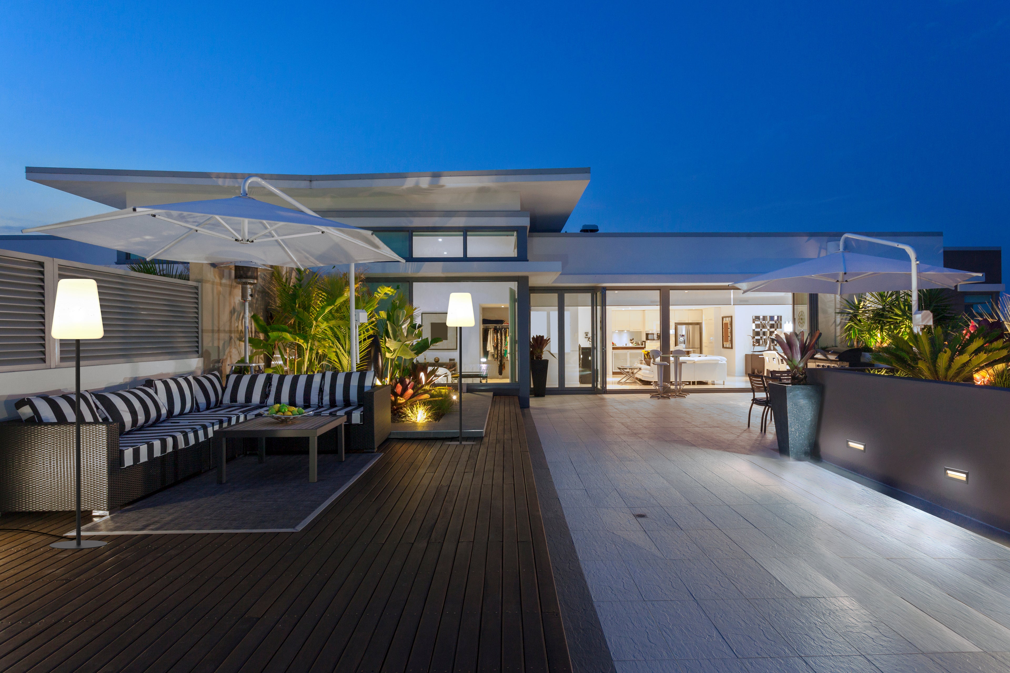 Nowodvorski Lampa stojąca PATIO 25W only LED 50/60Hz IP44 - Stal lakierowana - Grafitowy