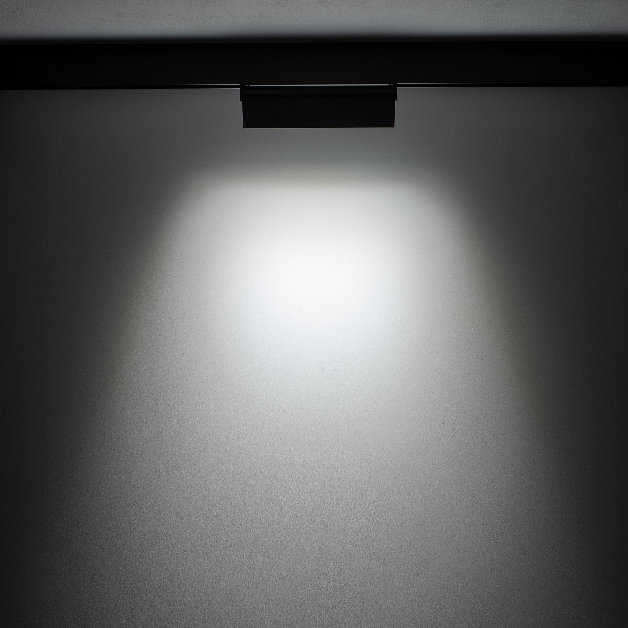 Nowodvorski System szynowy LVM FOCUS OUT LED 9W 1-obwodowy niskonapięciowy 48V LVM Lampa LED 9W - Aluminium lakierowane - Czarny II